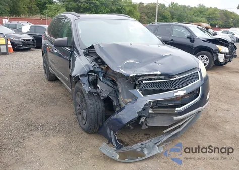 2011 Chevrolet Traverse Ls z USA, uszkodzony, nr VIN 1GNKVEED6BJ153523